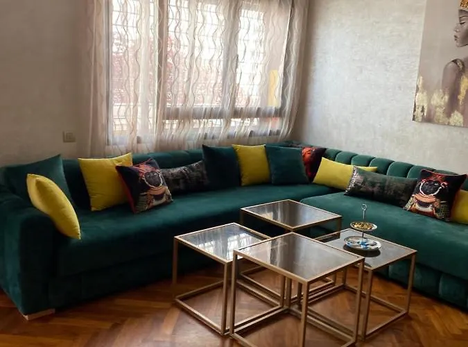 Casa Finance City Apartment